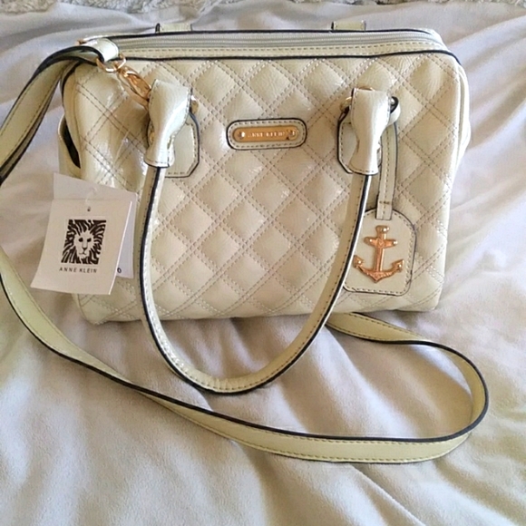Anne Klein handbag - Picture 1 of 5